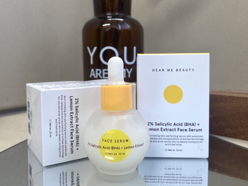 Sabun Cuci Muka Berbentuk Oil-to-Foam untuk Pembersihan Ganda