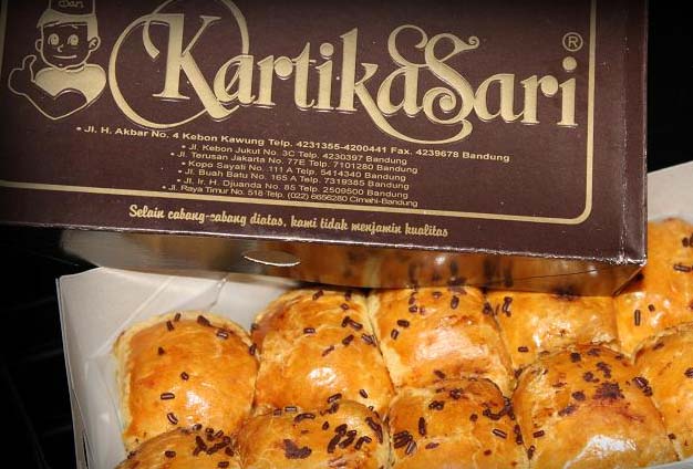  Berbagai macam oleh-oleh khas Bandung yang siap dibawa pulang