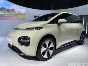 Wuling New Cloud EV