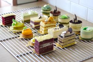 Toko Kue dan Roti di Makassar
