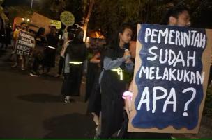  Influencer lokal berinteraksi dengan calon pemimpin